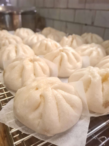 PORK Siopao (Steamed Dumplings) (10 pcs)