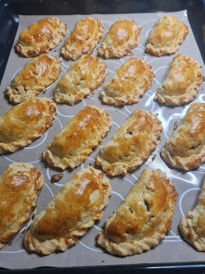 Empanada pork (8 pcs)