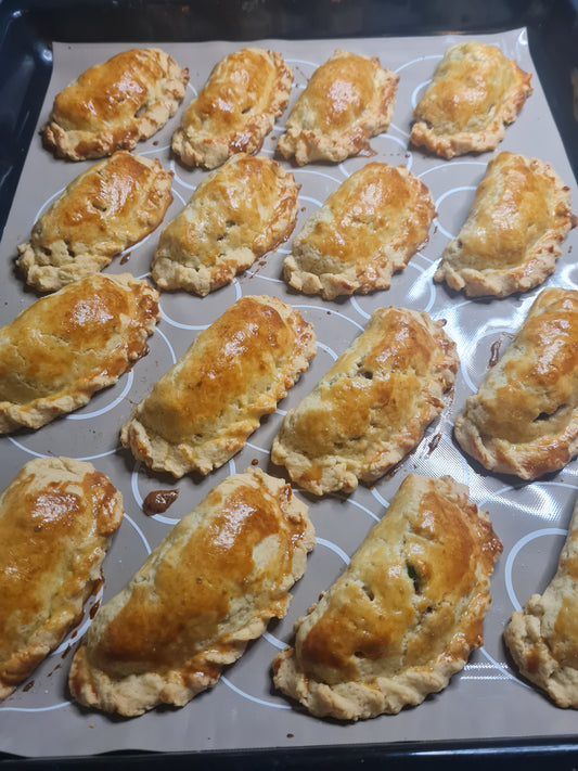 Empanada pork (8 pcs)